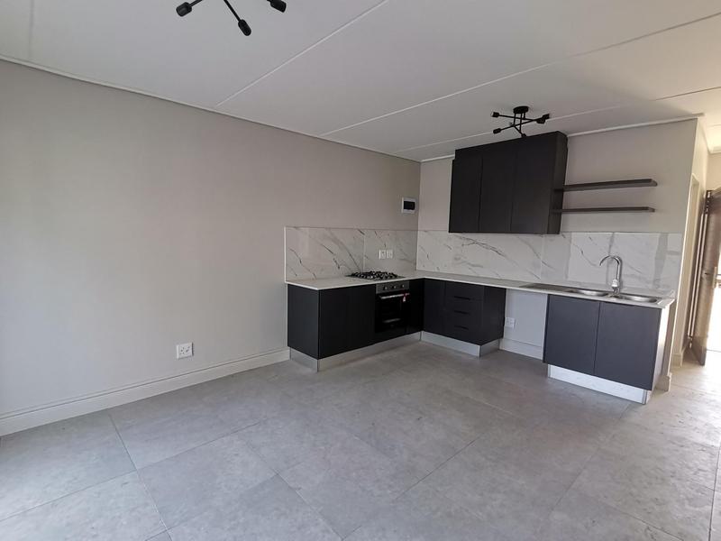 To Let 2 Bedroom Property for Rent in Clamhall Western Cape